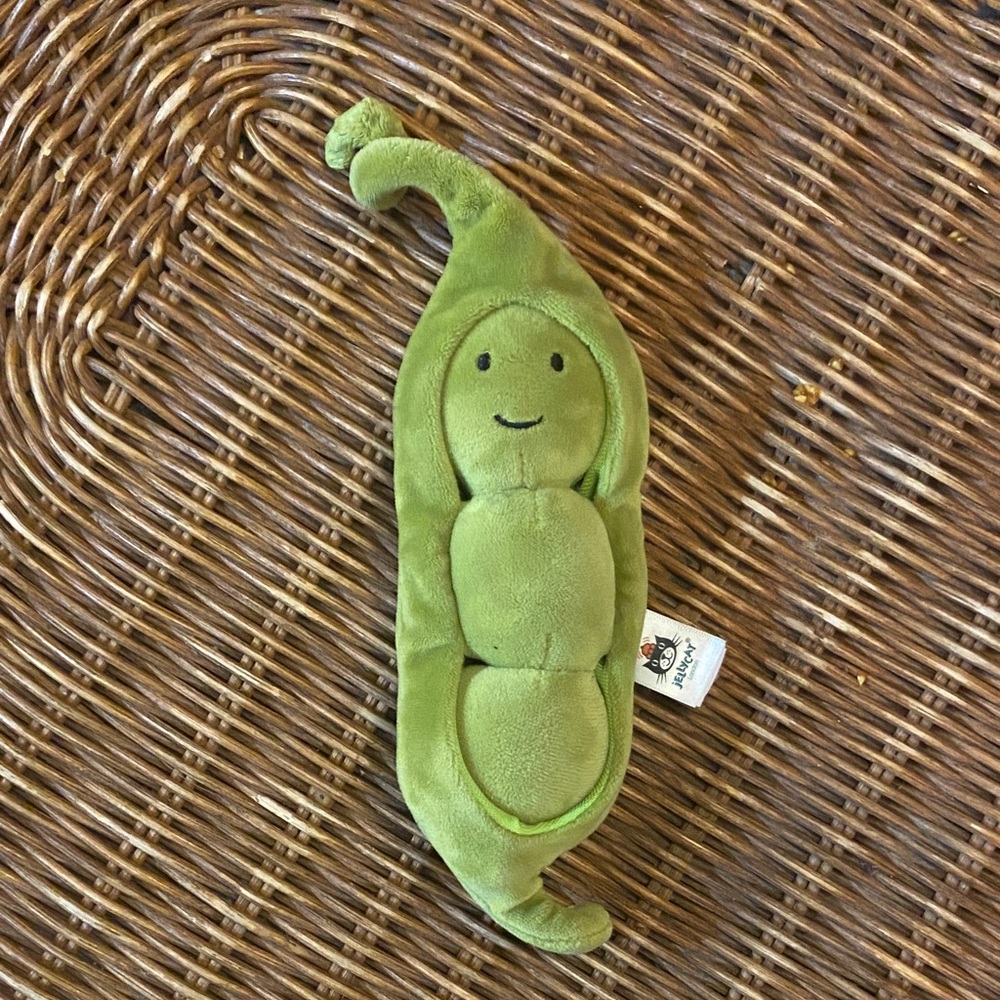 Jellycat Vivacious Vegetable Pea